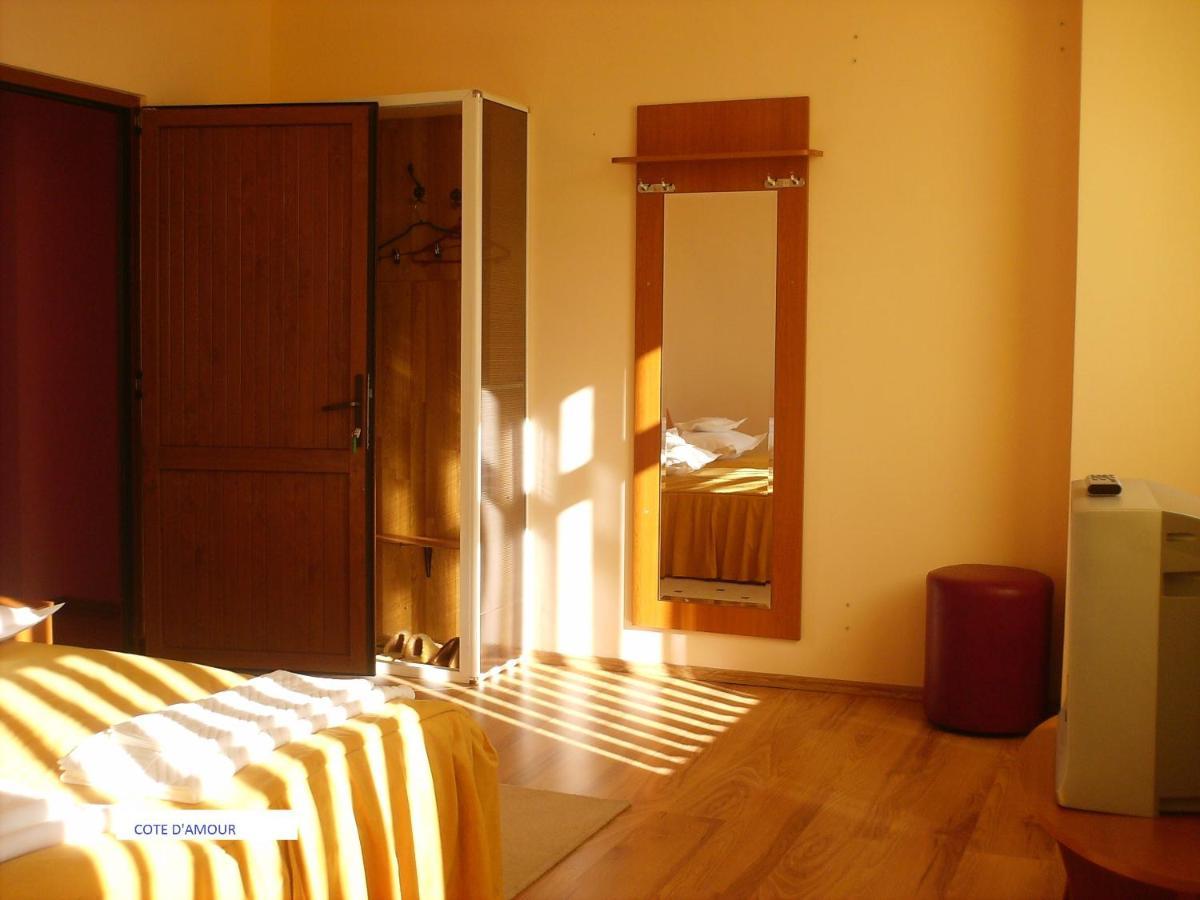 Pension Cote D'Amour Моечу-де-Жос Экстерьер фото